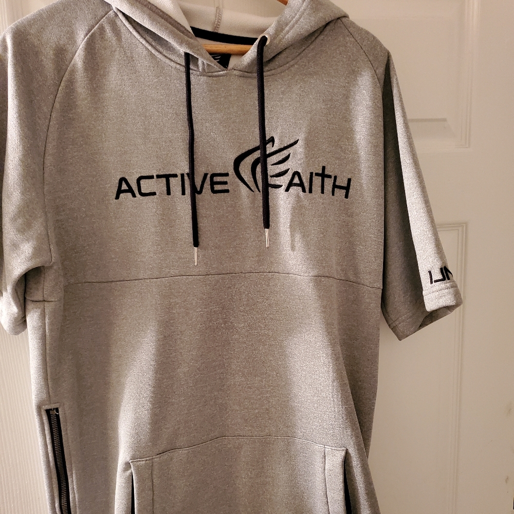 Silver Active Faith short sleeve hoodie